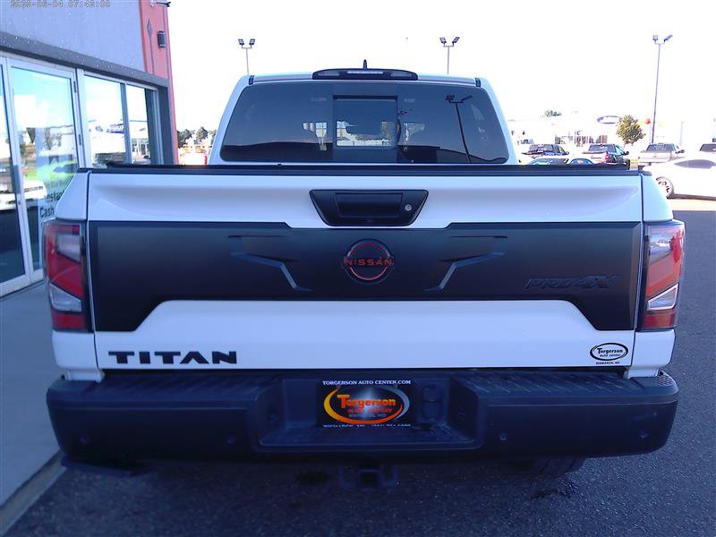 Used 2024 Nissan Titan PRO-4X w/ Pro-4x Convenience Package AWD/4WD image 23
