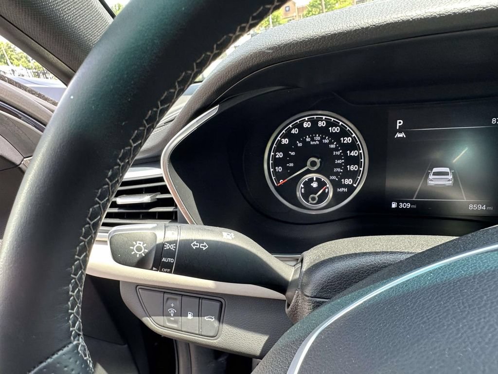 Used 2023 Genesis G70 2.0T w/ Sport Prestige Package AWD/4WD image 29