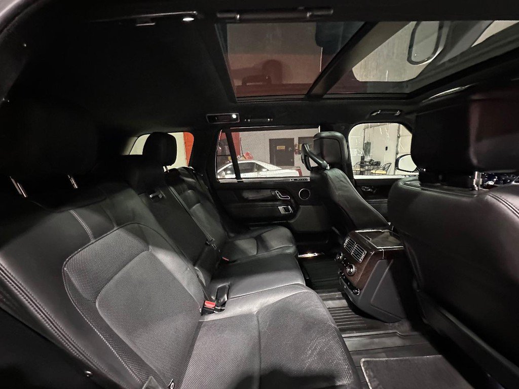 Used 2019 Land Rover Range Rover Long Wheelbase Supercharged AWD/4WD image 19