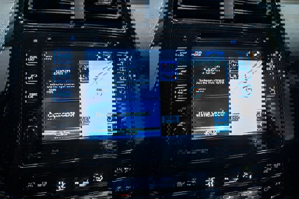 Used 2017 Toyota Prius Three image 24