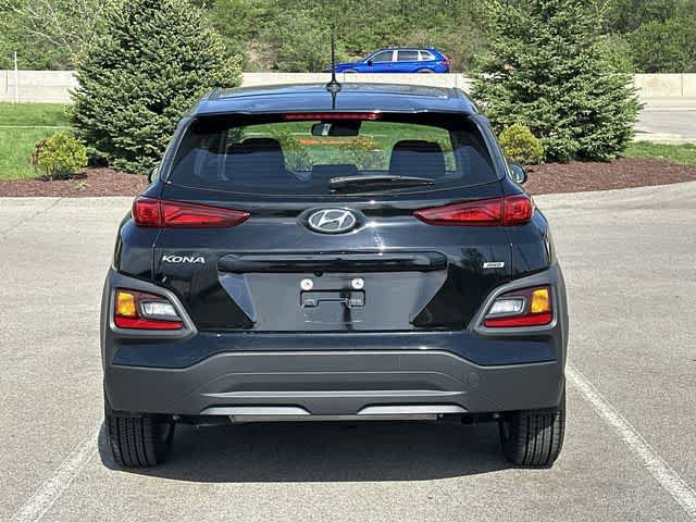 Used 2021 Hyundai Kona SE AWD/4WD image 4