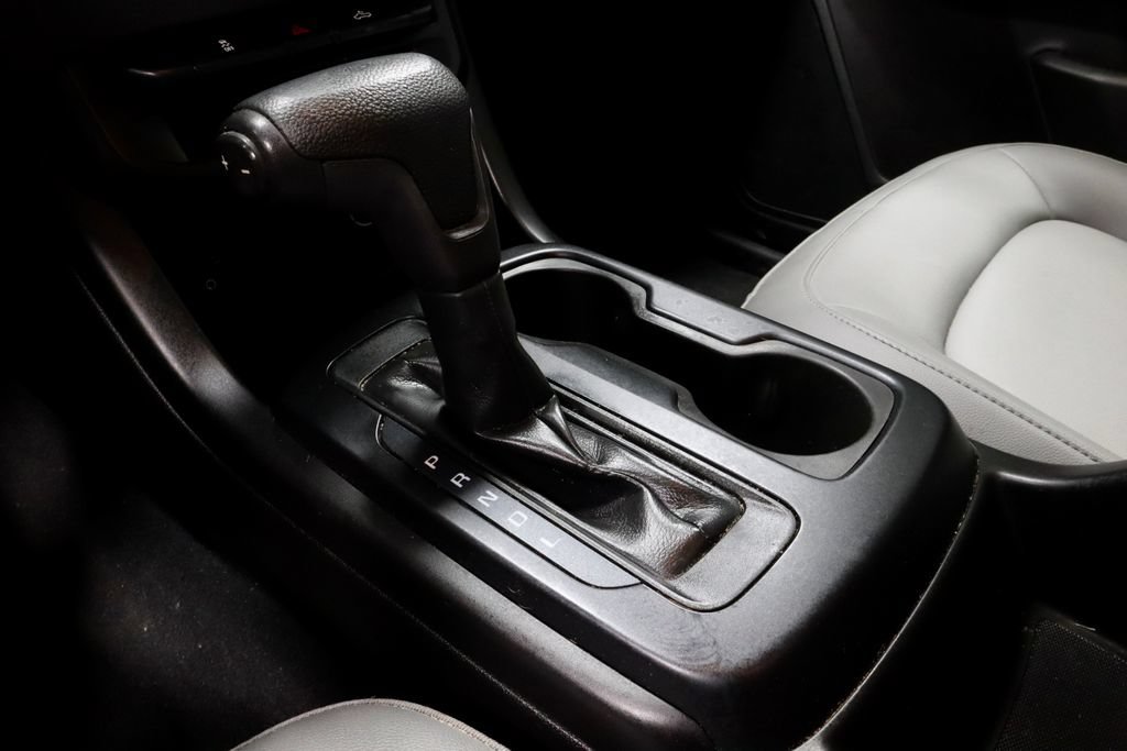 Used 2019 Chevrolet Colorado W/T RWD image 30