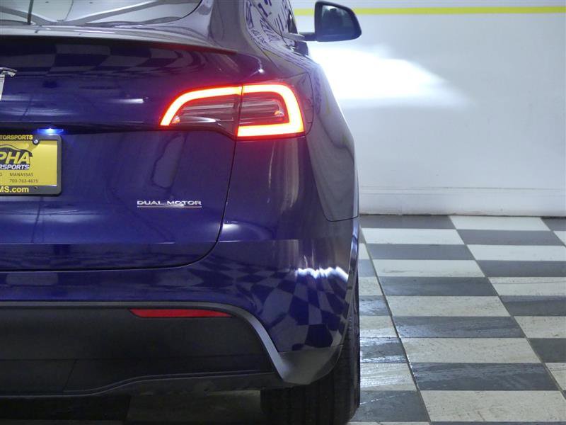 Used 2022 Tesla Model Y Performance image 29