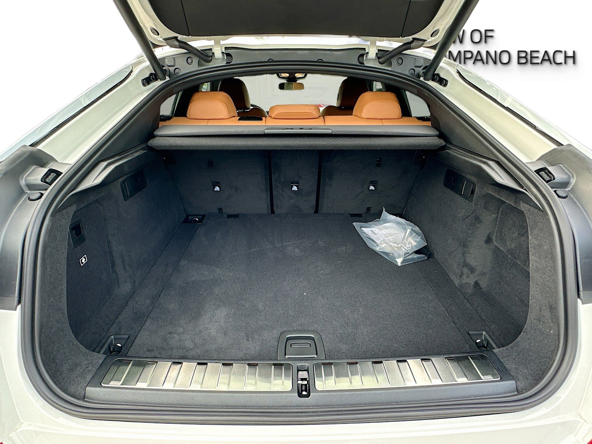 New 2026 BMW X6 xDrive40i w/ Premium Package image 21