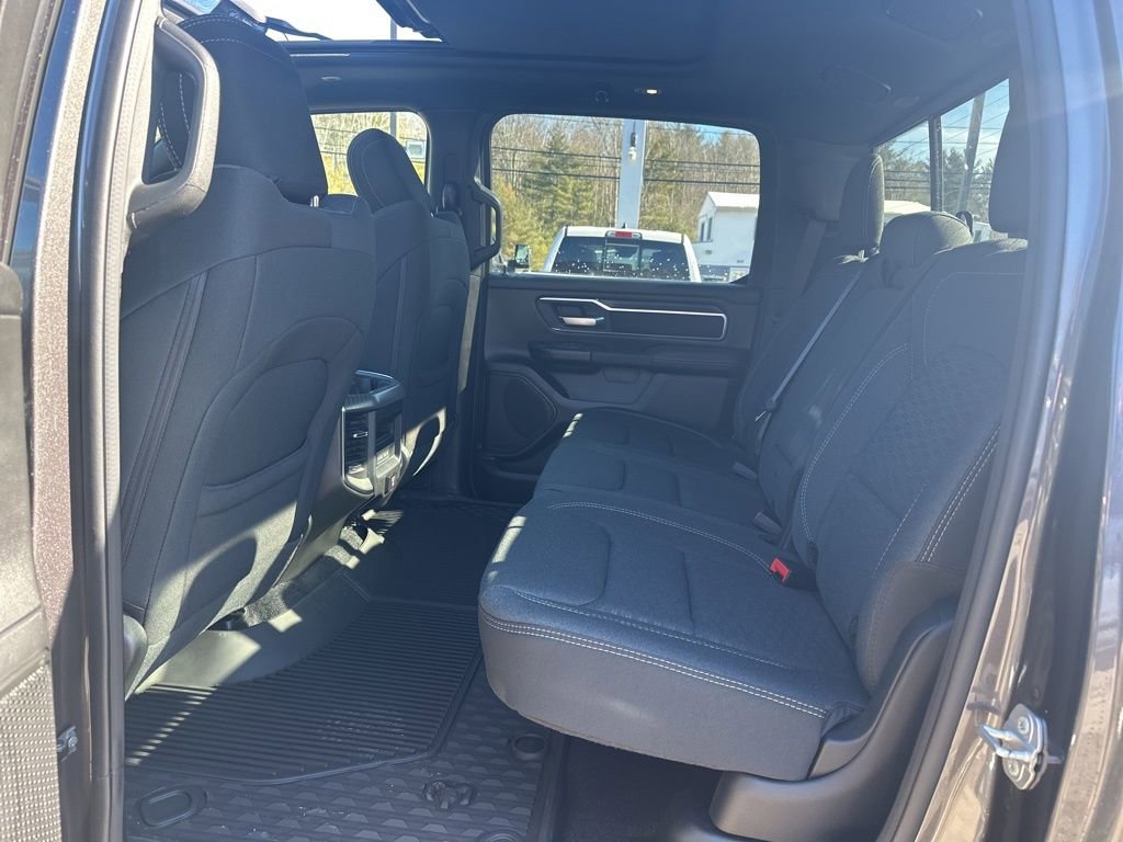 New 2026 RAM 1500 4x4 Crew Cab image 28
