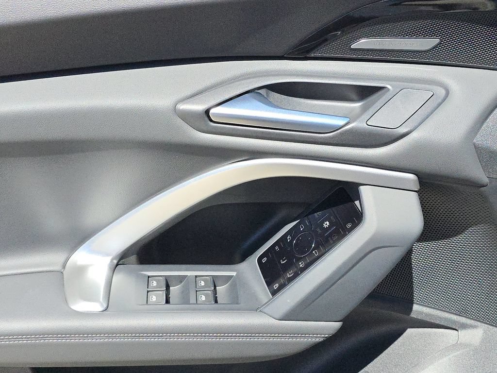 Certified 2025 Audi Q5 Premium Plus w/ Premium Plus AWD/4WD image 19