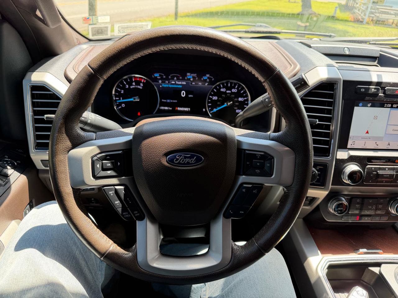 Used 2019 Ford F450 King Ranch w/ King Ranch Ultimate Package AWD/4WD image 30