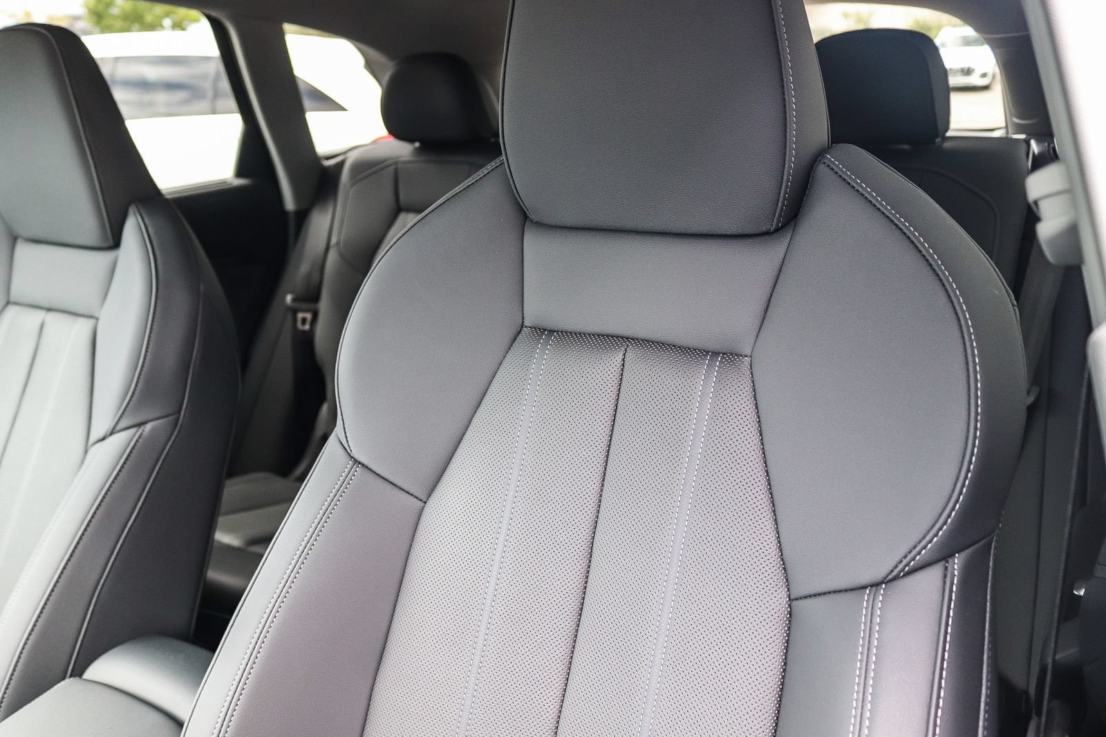 Certified 2025 Audi Q5 Premium w/ Premium Plus AWD/4WD image 29