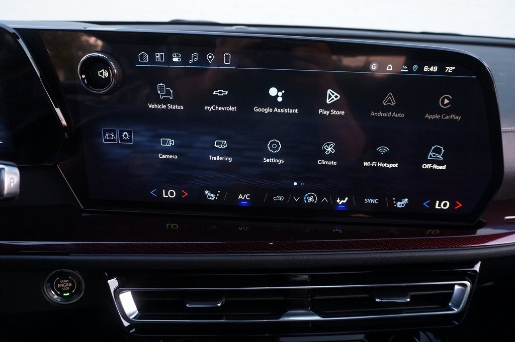 New 2026 Chevrolet Traverse Z71 w/ Driver Confidence Package image 16