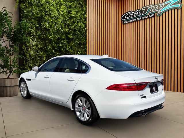 Used 2017 Jaguar XF Premium AWD/4WD image 25