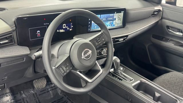 Certified 2025 Nissan Kicks SV image 33