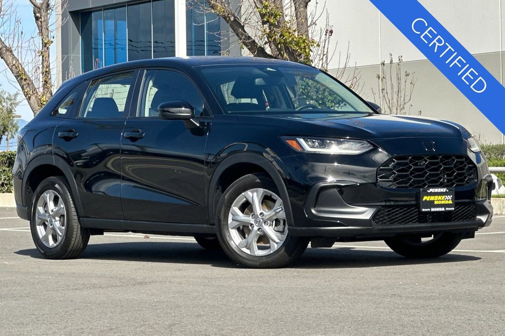 Certified 2025 Honda HR-V LX image 2