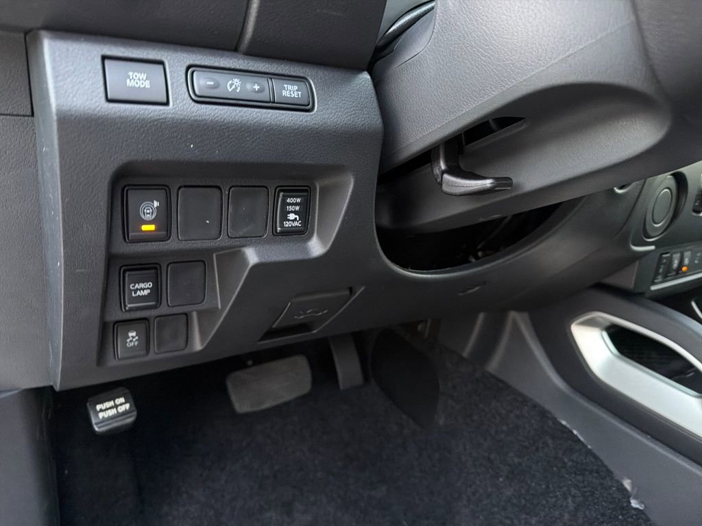 New 2026 Nissan Frontier SV w/ SV Convenience Package RWD image 17
