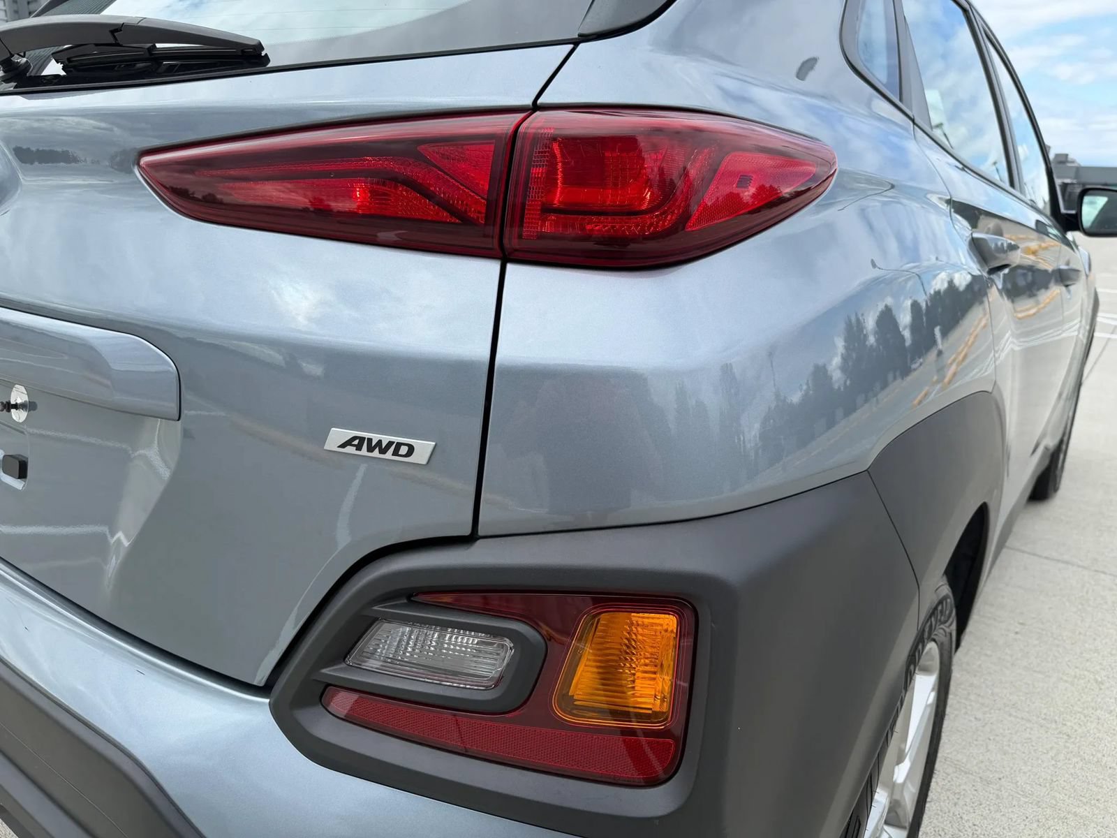 Used 2019 Hyundai Kona SE AWD/4WD image 14