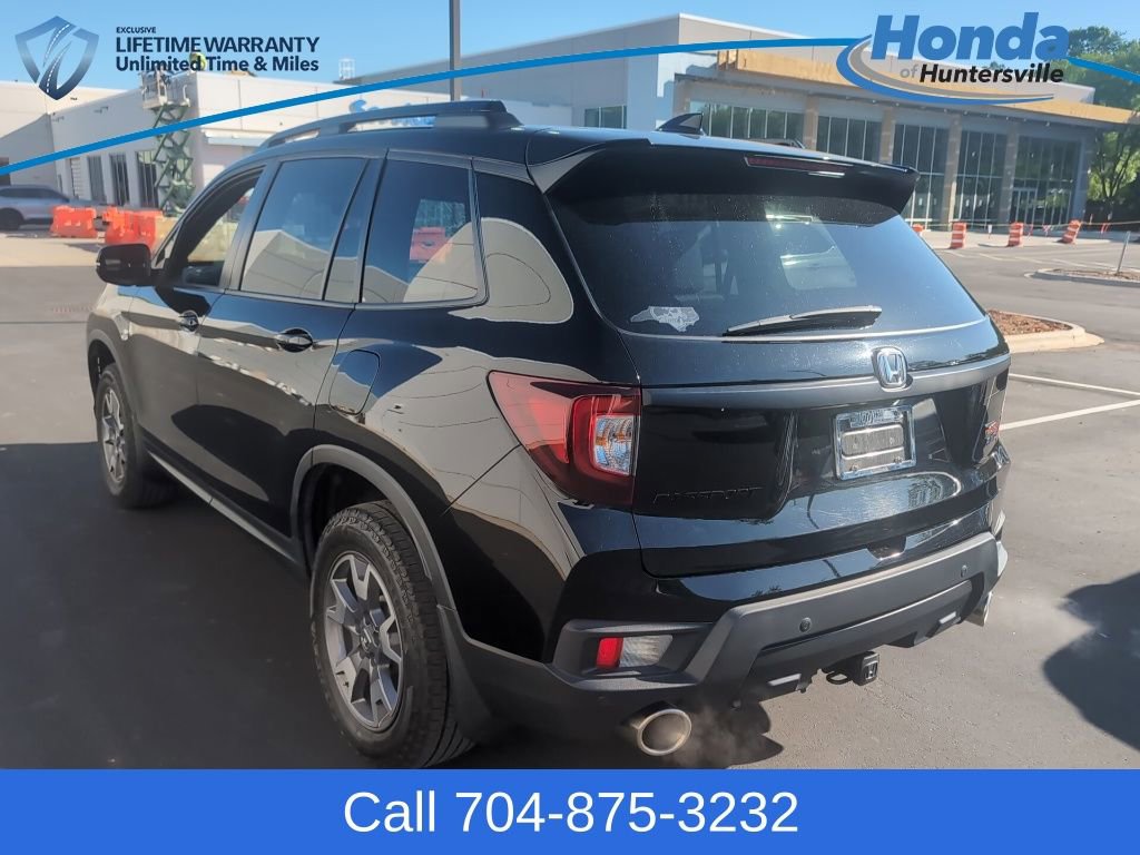 Used 2023 Honda Passport TrailSport image 5