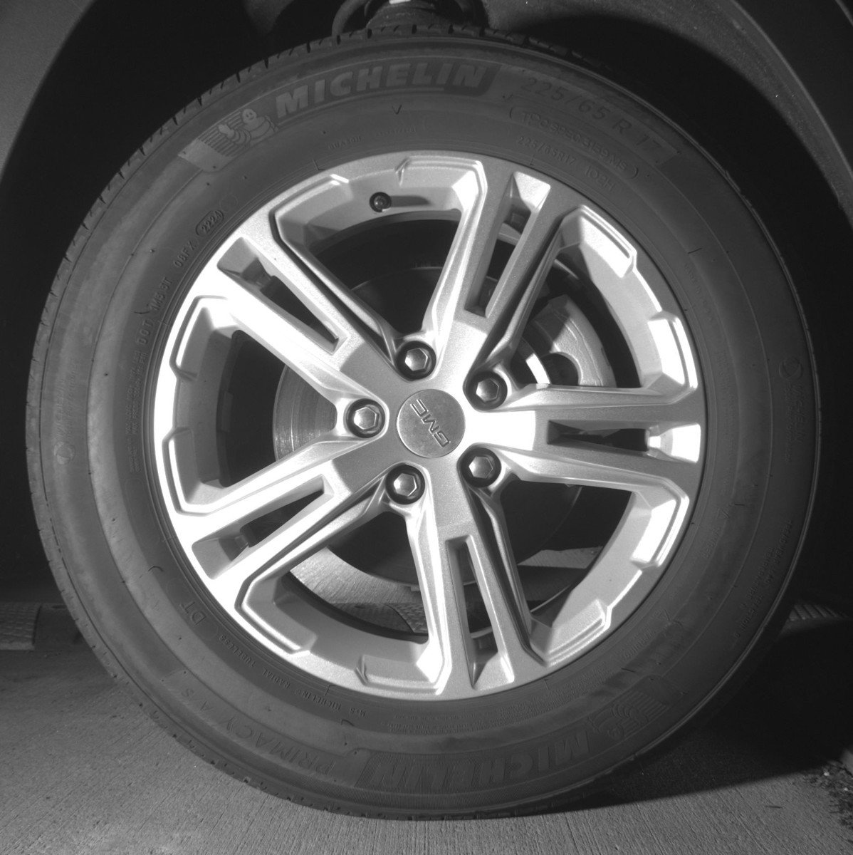 Used 2024 GMC Terrain SLE image 13