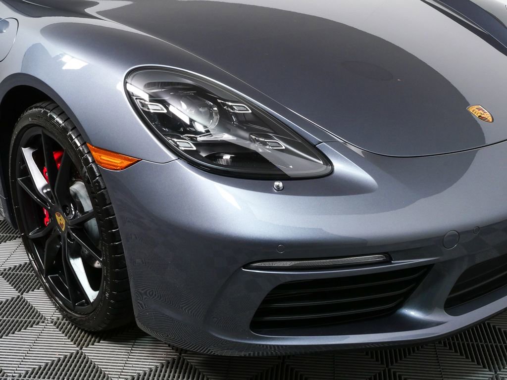 Certified 2025 Porsche 718 Cayman S image 32