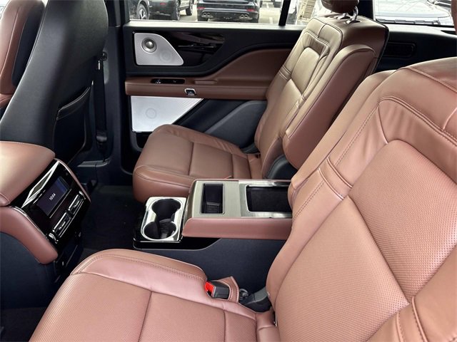 New 2026 Lincoln Aviator Reserve image 18