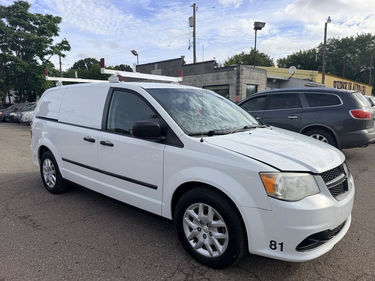 Used 2014 RAM C/V Tradesman FWD image 9