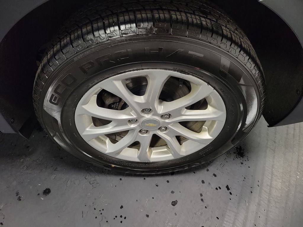 Used 2019 Chevrolet Equinox LT image 11