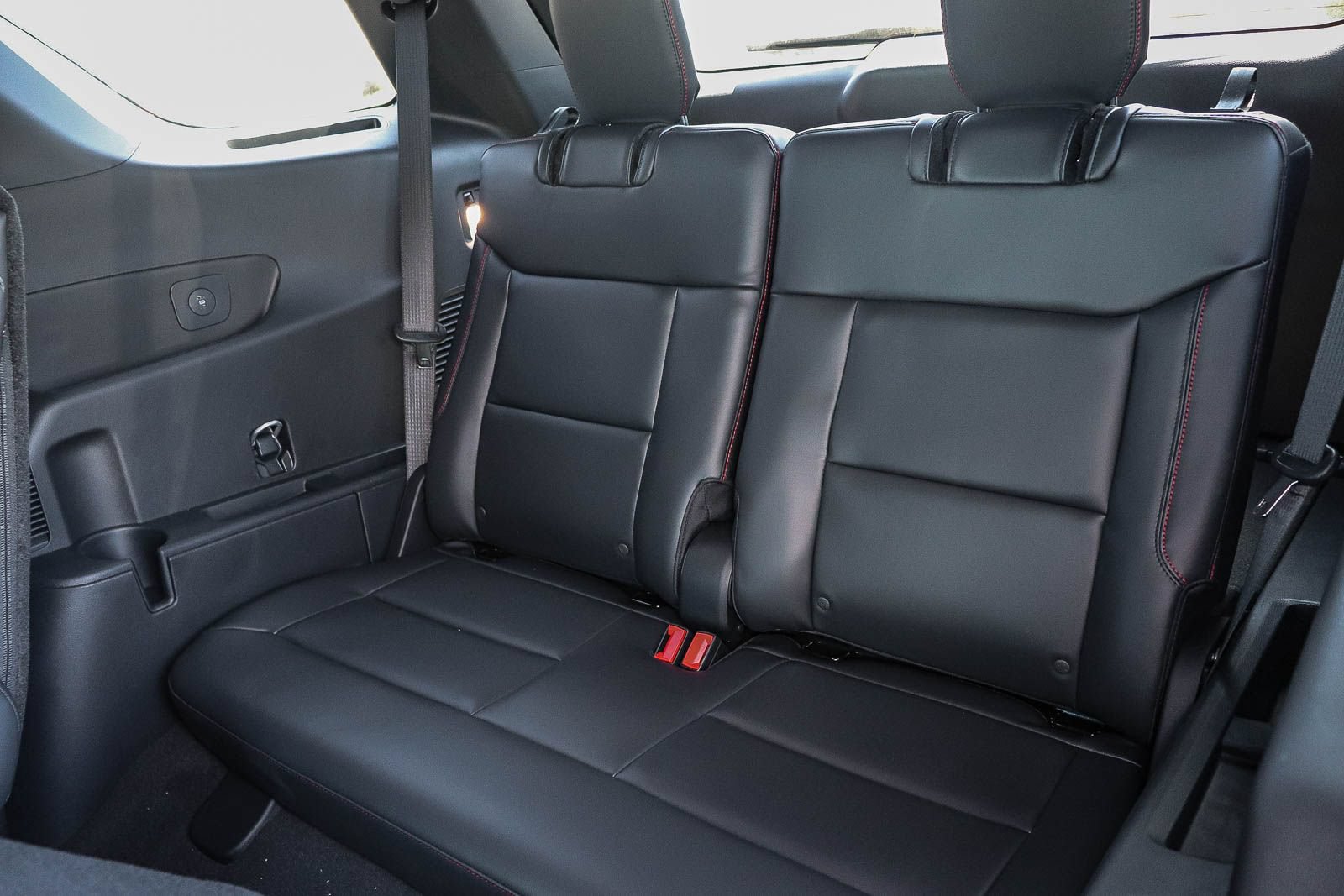 New 2026 Ford Explorer ST-Line w/ ST-Line Street Pack RWD image 18