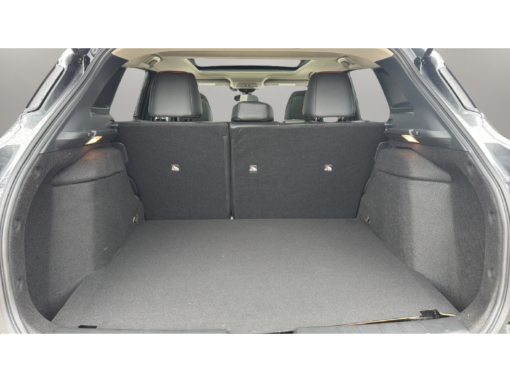 New 2027 Nissan Kicks SR w/ SR Premium Package AWD/4WD image 12