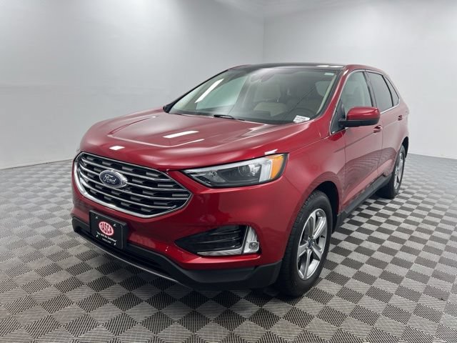 Used 2022 Ford Edge SEL w/ Convenience Package AWD/4WD image 2