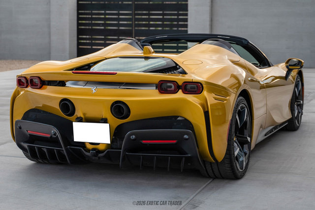 Used 2024 Ferrari SF90 Spider AWD/4WD image 8
