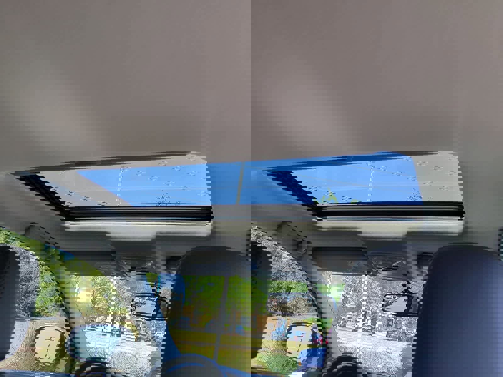Used 2014 Toyota Highlander XLE image 22