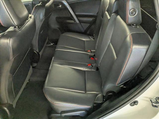 Used 2017 Toyota RAV4 SE image 22
