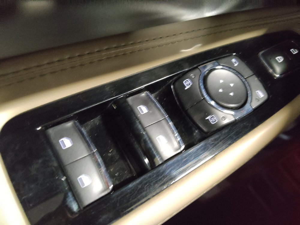 Used 2020 Lincoln Corsair Reserve FWD image 27
