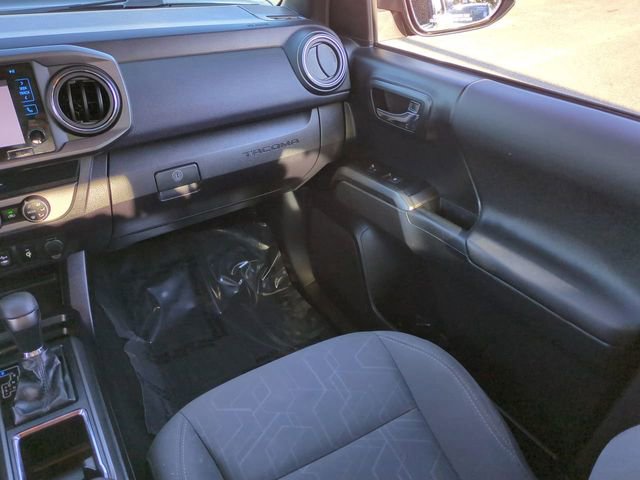 Used 2019 Toyota Tacoma TRD Off-Road image 17