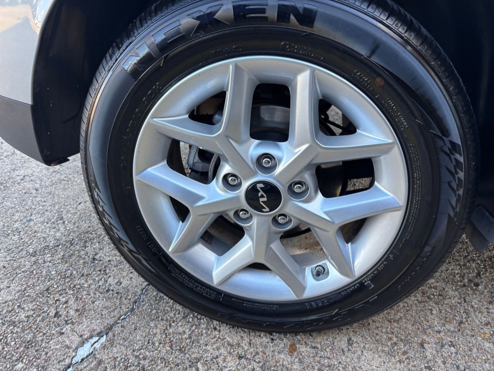 Used 2025 Kia Soul LX w/ LX Technology Package image 28