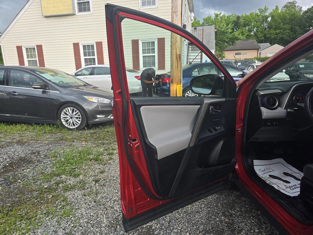 Used 2015 Toyota RAV4 Limited image 36