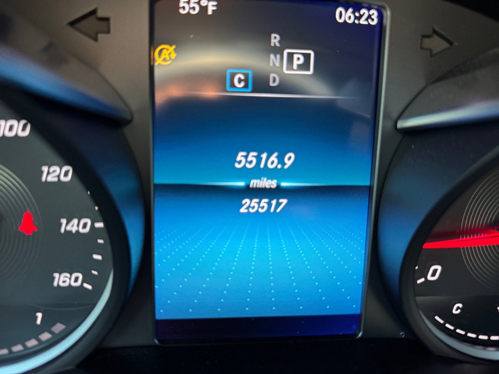 Used 2022 Mercedes-Benz GLC 300 4MATIC Coupe image 11