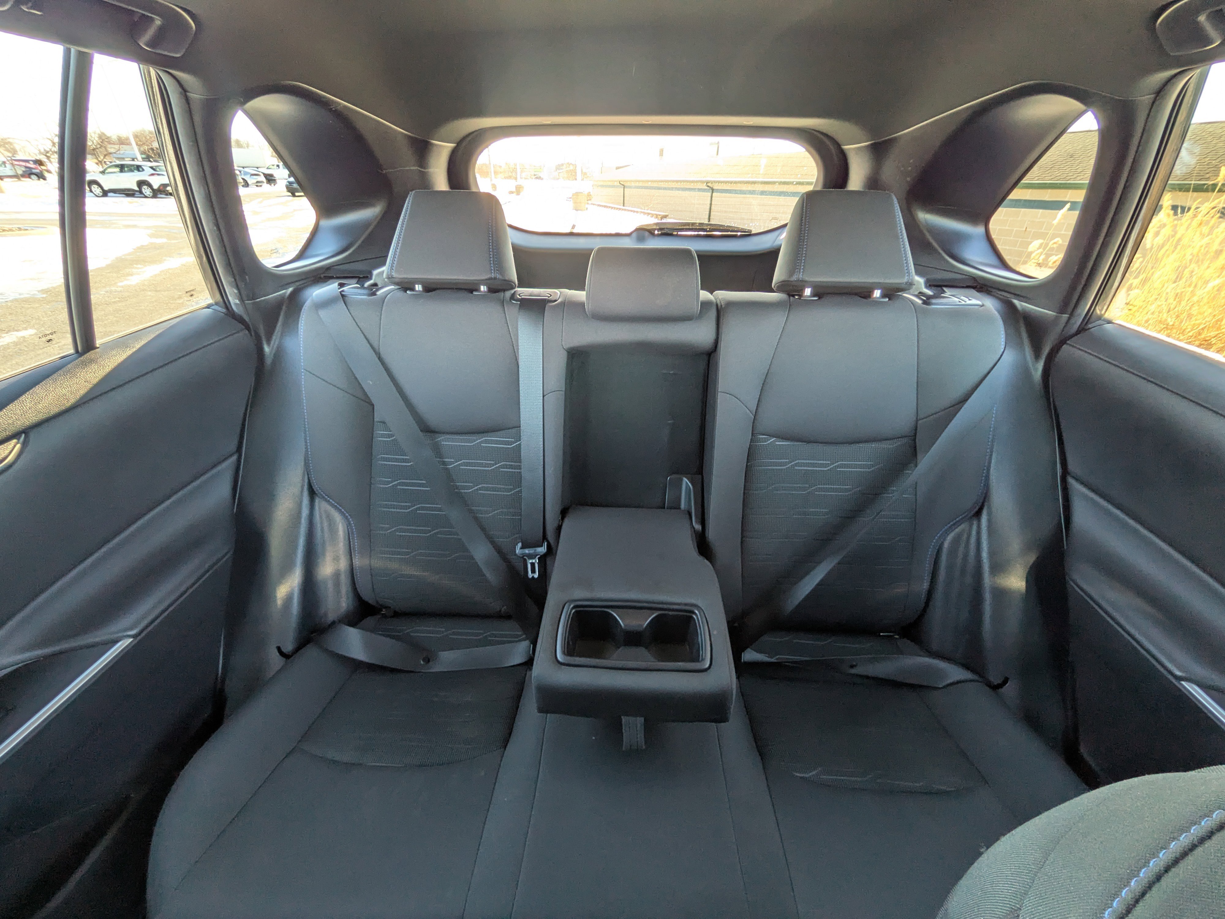 Used 2023 Toyota RAV4 SE image 21