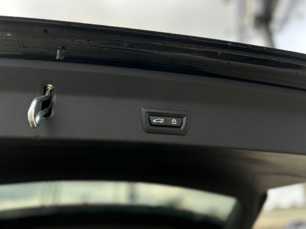 Used 2021 BMW X3 sDrive30i w/ Premium Package image 13