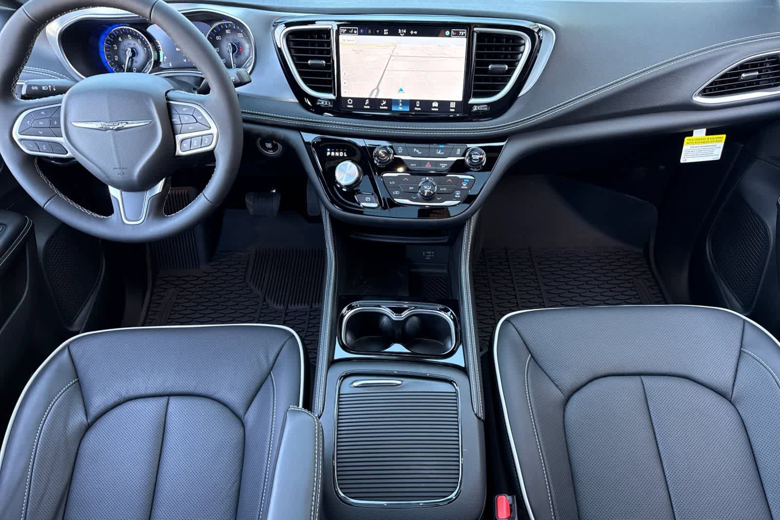 New 2026 Chrysler Pacifica Limited AWD/4WD image 3