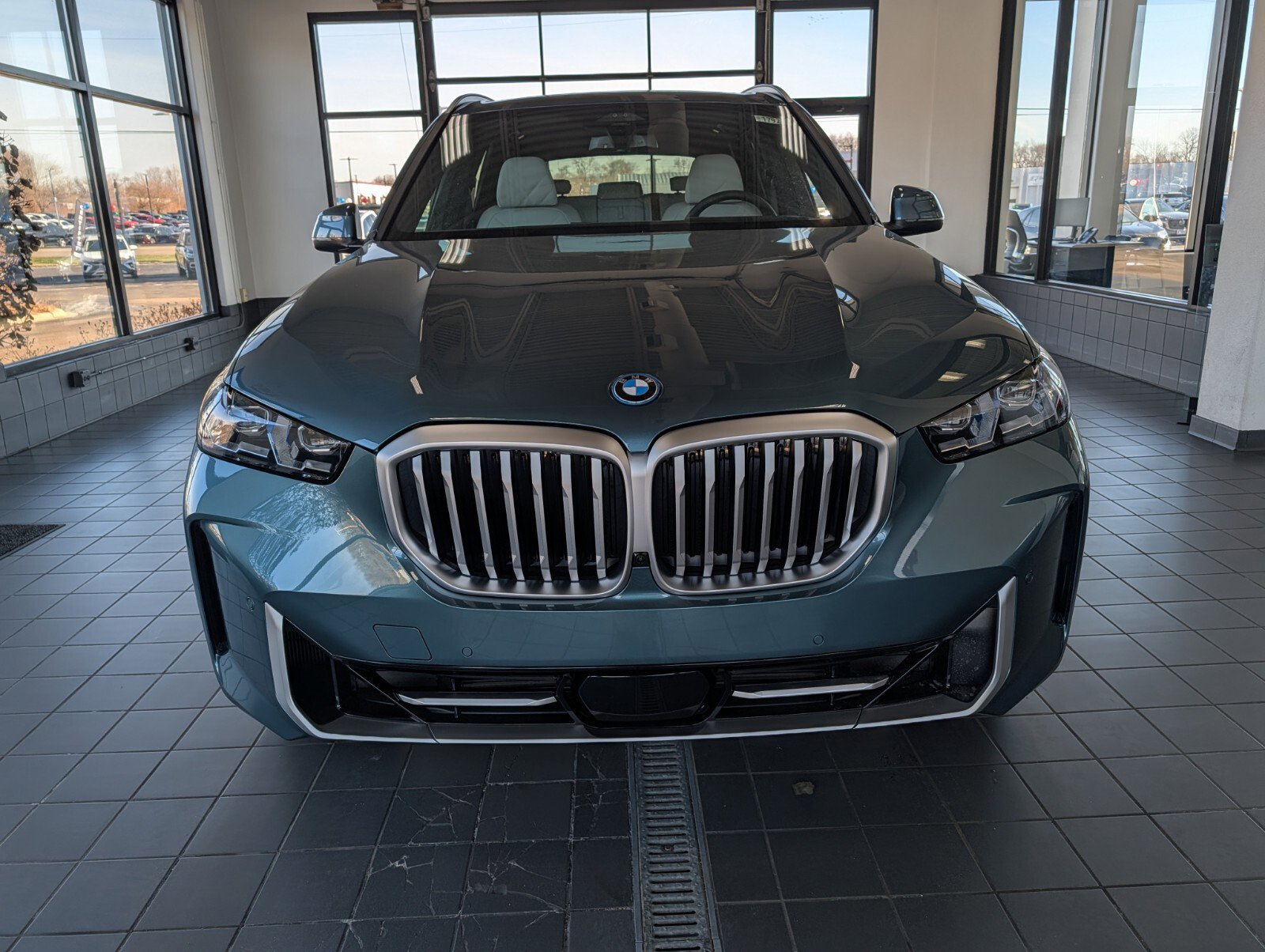 New 2026 BMW X5 xDrive50e w/ Executive Package AWD/4WD image 7