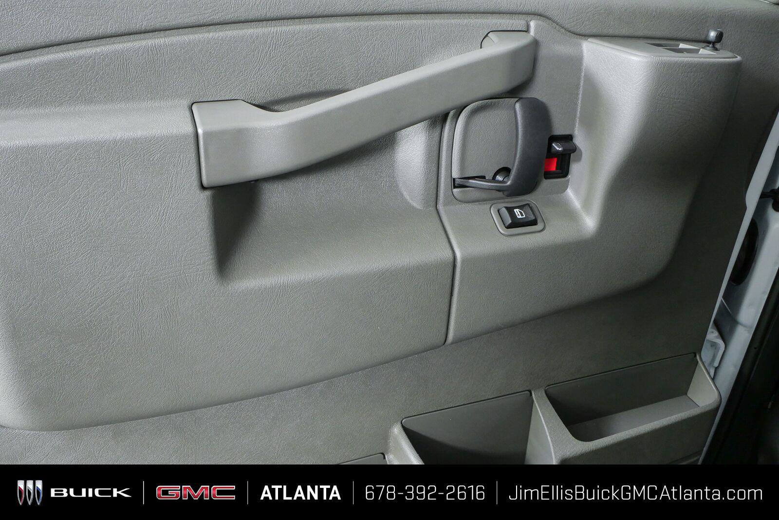 New 2025 GMC Savana 2500 w/ Driver Convenience Package RWD image 7