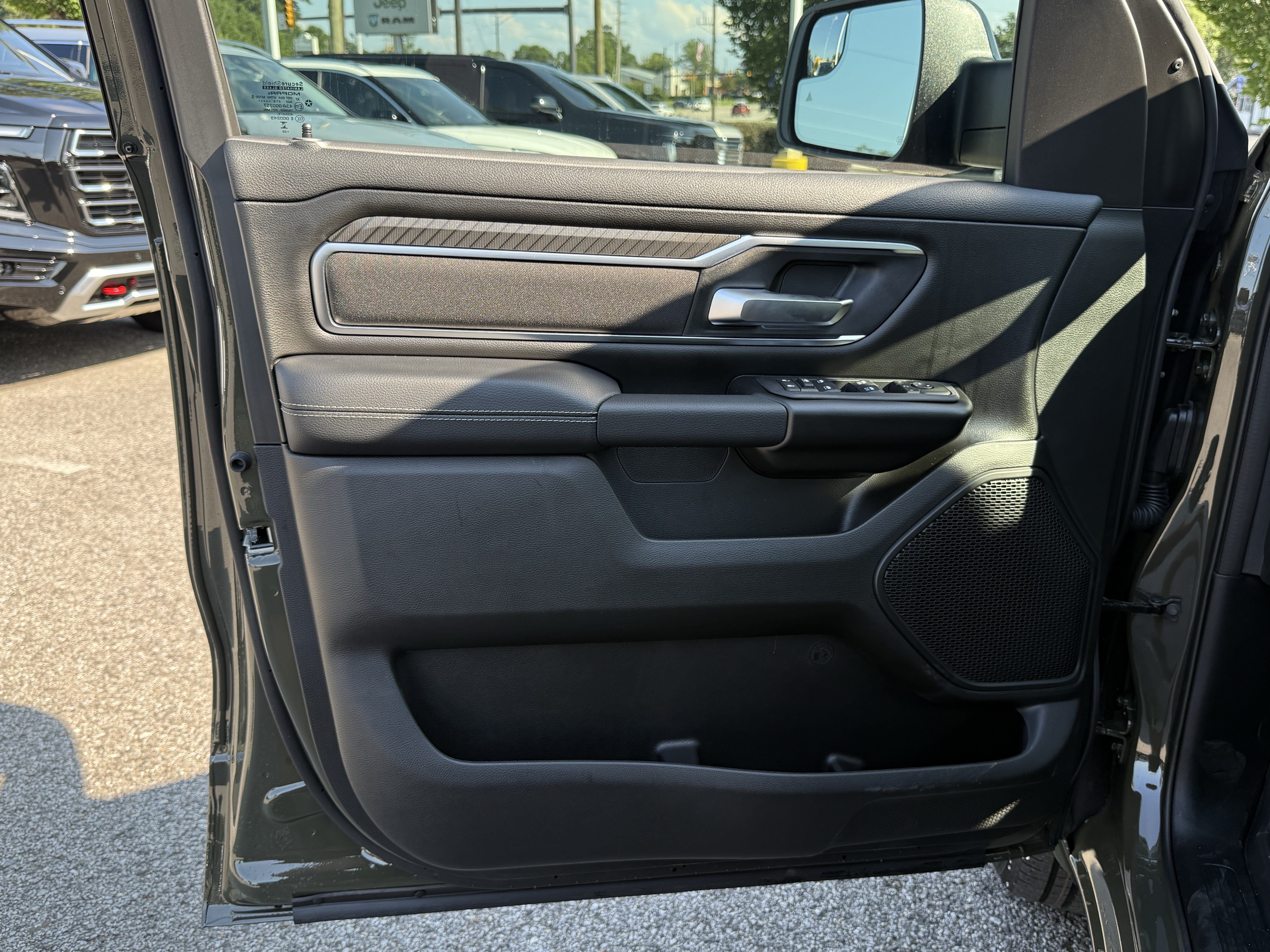 New 2026 RAM 1500 Big Horn w/ Night Edition AWD/4WD image 14
