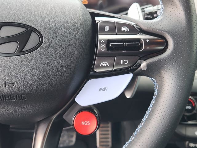Used 2025 Hyundai Elantra N image 21