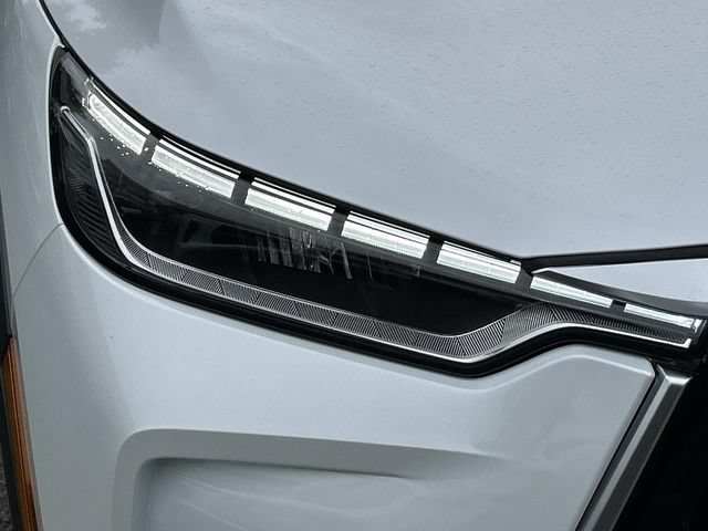 New 2027 INFINITI QX60 Luxe FWD image 10