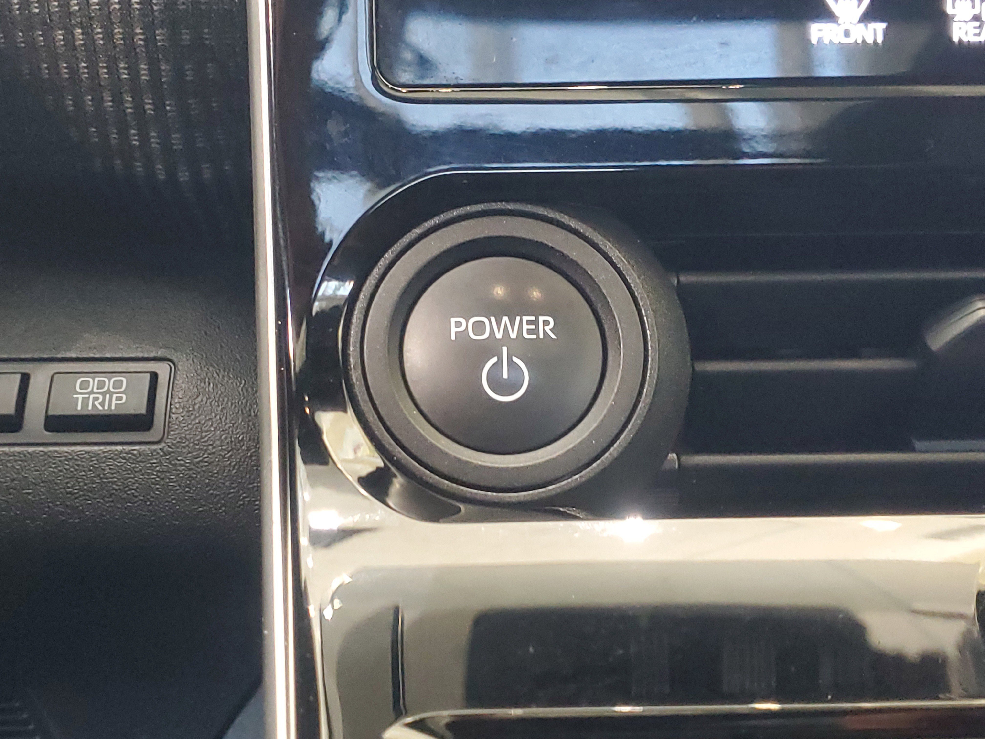 Used 2024 Toyota bZ4X XLE image 27