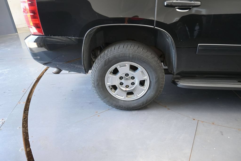 Used 2013 Chevrolet Tahoe LT AWD/4WD image 19
