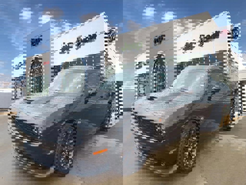 Used 2023 Dodge Challenger R/T Scat Pack image 4