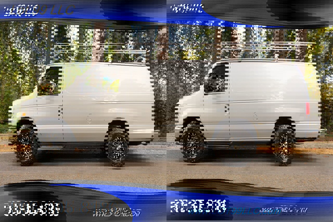 Used 2009 Ford E-350 and Econoline 350 Extended Super Duty image 1