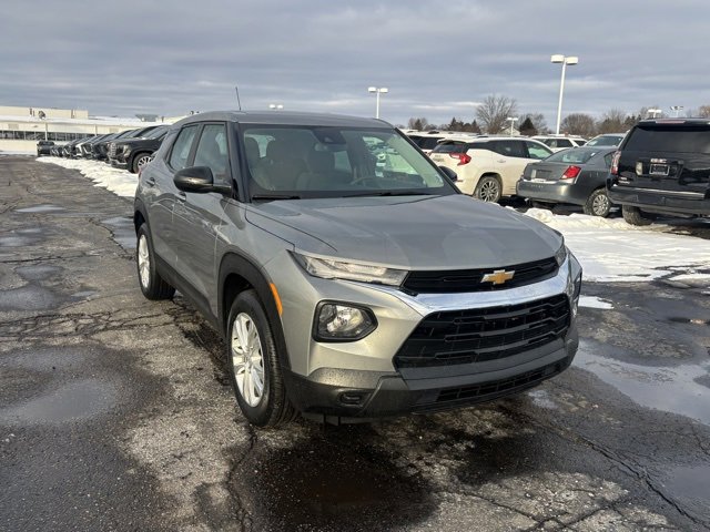 Used 2023 Chevrolet TrailBlazer LS image 3