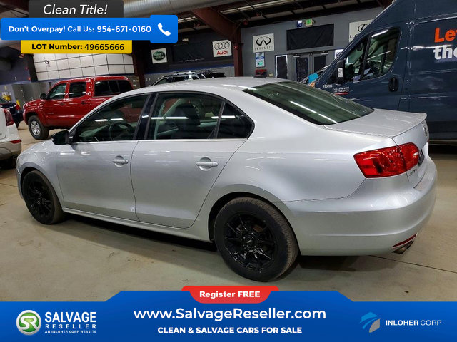 Used 2014 Volkswagen Jetta SE FWD image 3