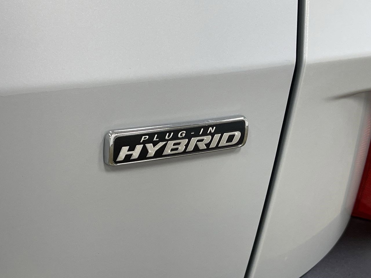 New 2025 Ford Escape SE w/ Class II Trailer Tow Package image 16